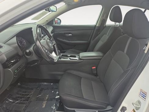 Used 2022 Nissan Sentra SV image 9