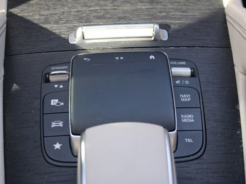 Certified 2022 Mercedes-Benz GLE 350 4MATIC image 24