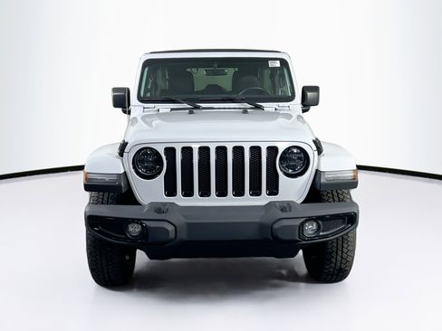 Used 2023 Jeep Wrangler Unlimited Sahara image 2