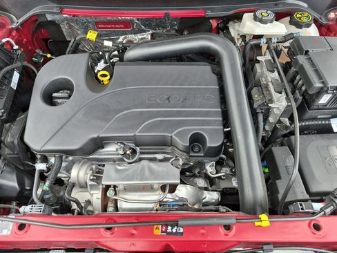 Certified 2024 Chevrolet Equinox LT FWD image 30