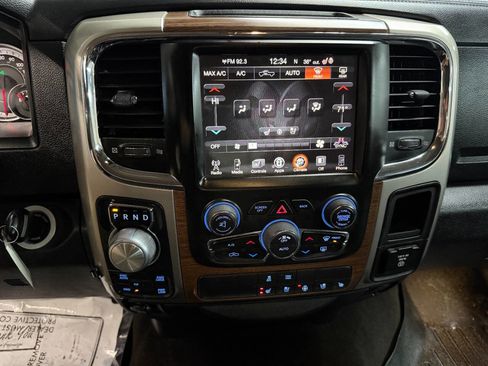 Used 2016 RAM 1500 Laramie image 34