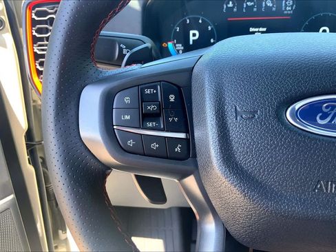 Certified 2025 Ford Ranger Raptor AWD/4WD image 24