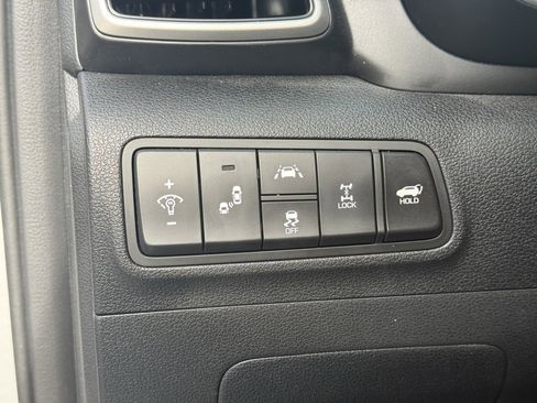 Used 2020 Hyundai Tucson Limited image 17