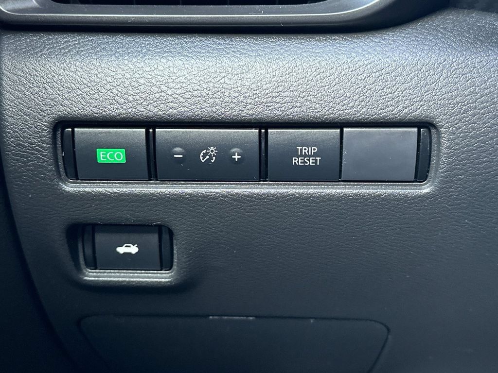 Used 2023 Nissan Sentra S FWD image 29
