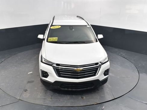 Used 2023 Chevrolet Traverse LT image 35
