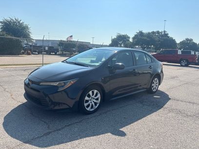 Used 2025 Toyota Corolla LE