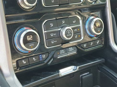 Certified 2023 GMC Yukon Denali w/ Denali Reserve Package image 18