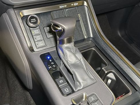 Used 2024 Lexus GX 550 AWD/4WD image 34