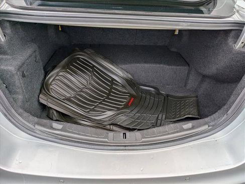 Used 2015 Ford Fusion SE image 8