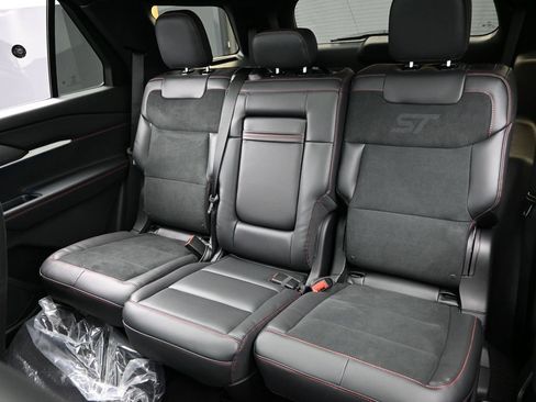 New 2026 Ford Explorer ST w/ Sun And Sound Package AWD/4WD image 17