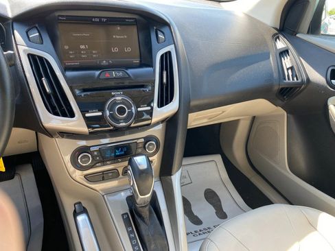 Used 2012 Ford Focus SEL FWD image 15