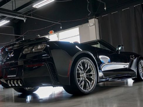 Used 2017 Chevrolet Corvette Z06 RWD image 48
