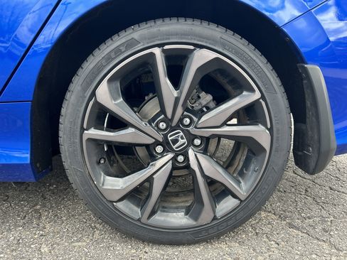 Used 2020 Honda Civic Sport image 23