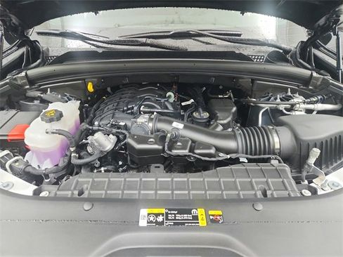 New 2025 Jeep Grand Cherokee Limited w/ Trailer Tow Package image 17