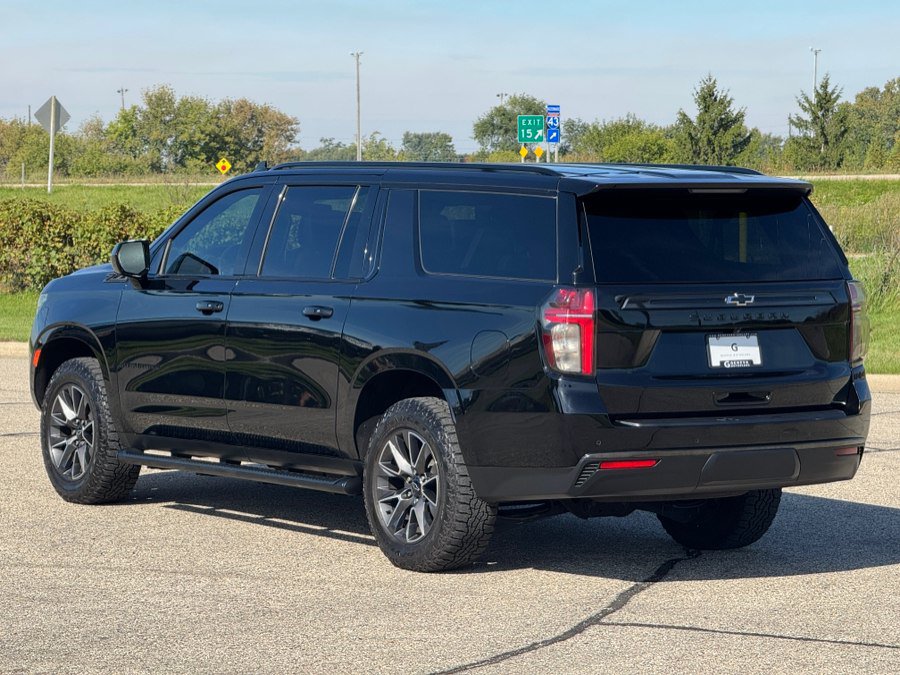 Used 2021 Chevrolet Suburban Z71 w/ Rear Media and Nav Package AWD/4WD image 5