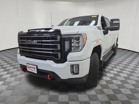Used 2023 GMC Sierra 2500 AT4 AWD/4WD image 7