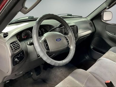 Used 2003 Ford F150 XLT image 15
