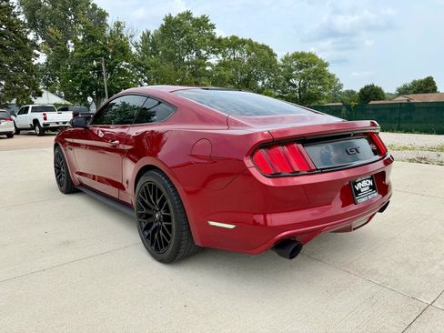 Used 2017 Ford Mustang GT w/ GT Performance Package RWD image 9