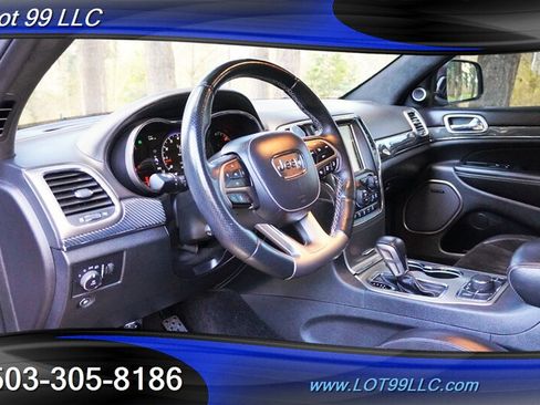 Used 2017 Jeep Grand Cherokee SRT AWD/4WD image 13