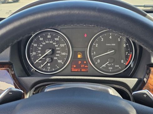 Used 2011 BMW 328i Convertible RWD image 27