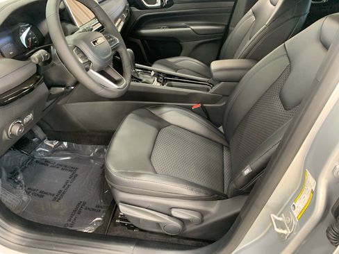 New 2026 Jeep Compass Latitude AWD/4WD image 9