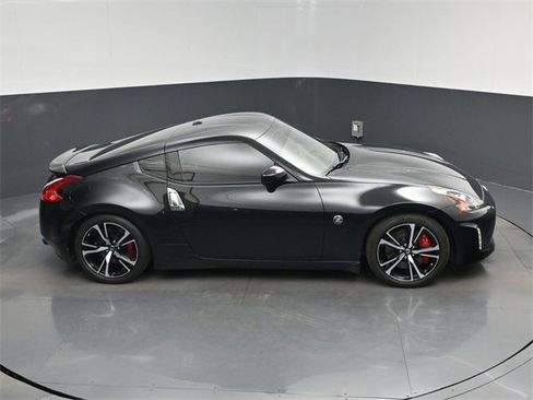Used 2020 Nissan 370Z Touring Sport image 31