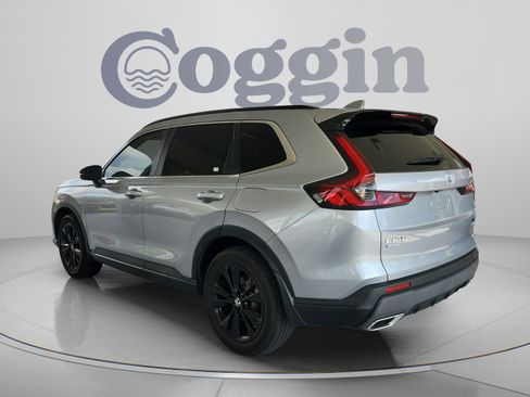 Certified 2023 Honda CR-V Sport Touring image 3