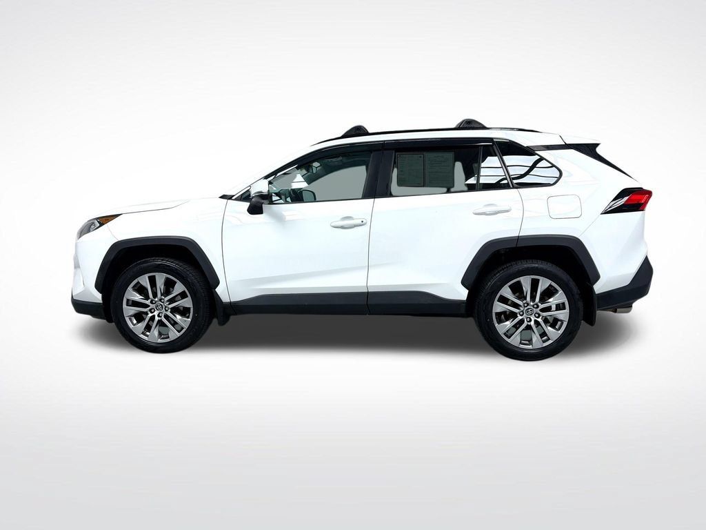Certified 2020 Toyota RAV4 XLE Premium AWD/4WD image 12