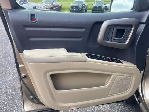 Used 2011 Honda Ridgeline RTS image 11
