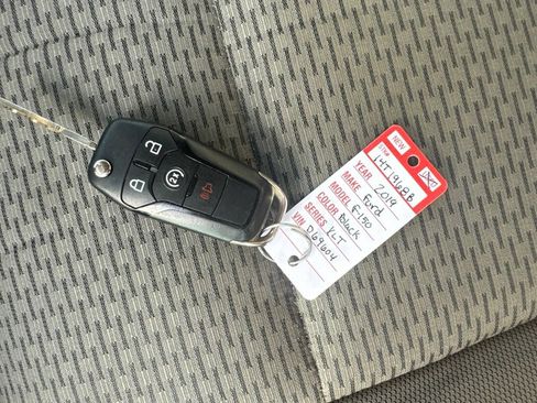 Used 2018 Chevrolet Equinox LT w/ Sun & Infotainment Package AWD/4WD image 63