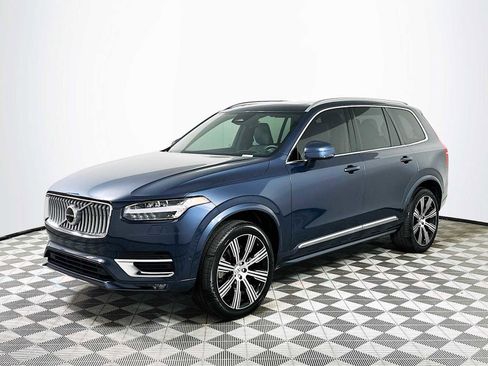 Used 2023 Volvo XC90 B6 Ultimate w/ Protection Package Premier AWD/4WD image 3