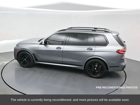 Used 2023 BMW X7 xDrive40i w/ Executive Package image 62