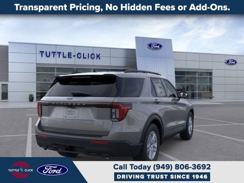 New 2026 Ford Explorer Active image 8
