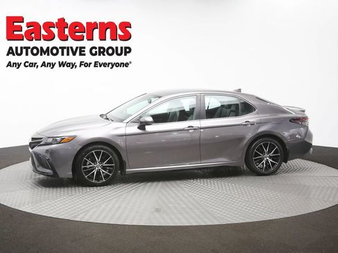 Used 2024 Toyota Camry SE FWD image 57