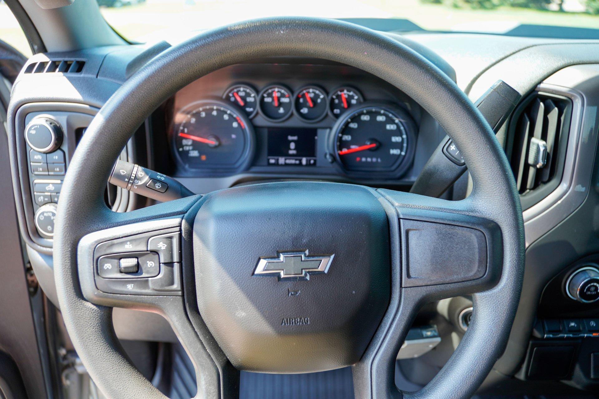 Used 2024 Chevrolet Silverado 1500 Custom Trail Boss w/ LPO, Dark Essentials Package AWD/4WD image 12