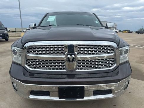 Used 2018 RAM 1500 Laramie AWD/4WD image 2