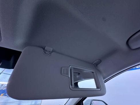 Used 2025 Kia K4 LXS image 33