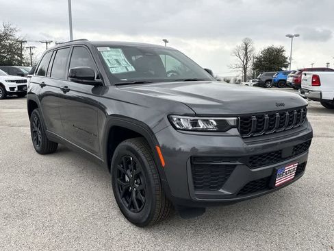 New 2026 Jeep Grand Cherokee Altitude RWD image 6