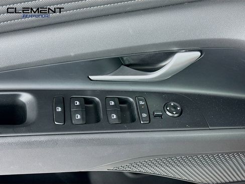 New 2025 Hyundai Elantra SEL image 22