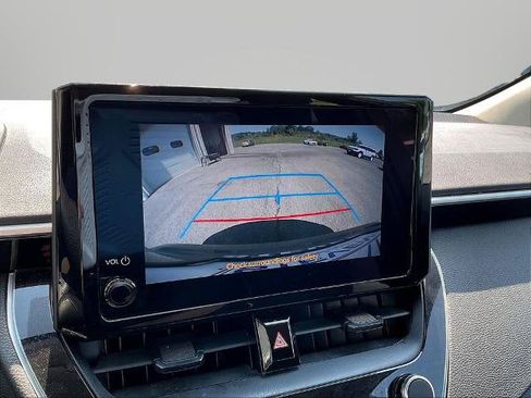 Used 2024 Toyota Corolla LE FWD image 14