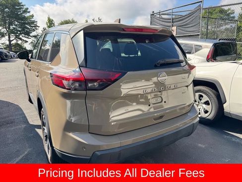 Used 2025 Nissan Rogue SV FWD image 6