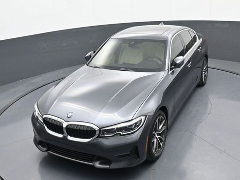 Used 2021 BMW 330i xDrive Sedan w/ Convenience Package image 31