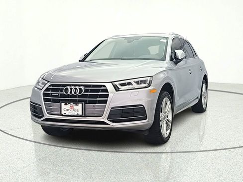 Used 2018 Audi Q5 2.0T Premium Plus w/ Premium Plus Package AWD/4WD image 2