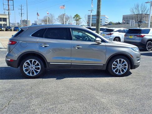Used 2017 Lincoln MKC Select w/ Select Plus Package image 23