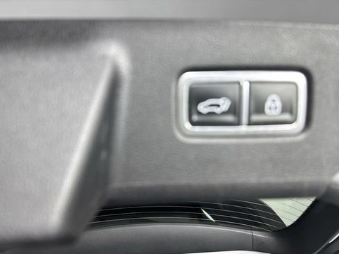 Used 2023 Kia Sorento SX AWD/4WD image 35