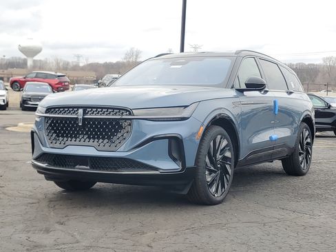 New 2026 Lincoln Nautilus Reserve w/ Jet Appearance Package image 2