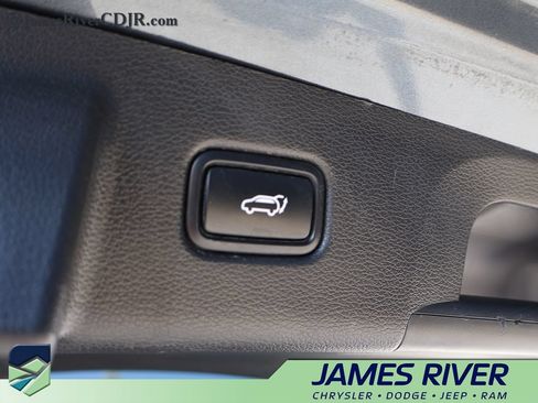 Used 2022 Kia Telluride SX w/ SX Prestige Package AWD/4WD image 18