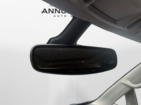 Used 2023 Chrysler Pacifica Limited w/ Trailer Tow Group image 28