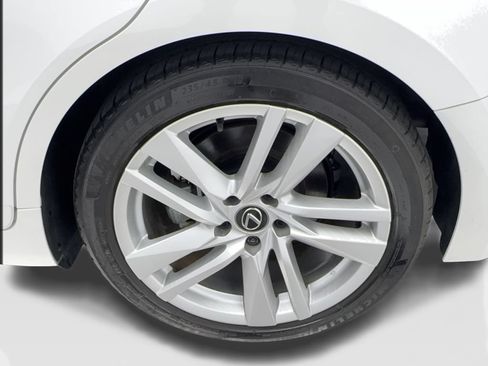 Used 2025 Lexus IS 300 w/ Comfort Package RWD image 12
