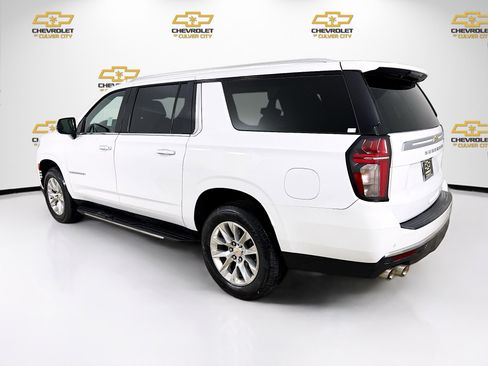 Used 2023 Chevrolet Suburban Premier image 5